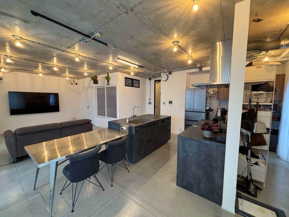 構造美を纏う住まい